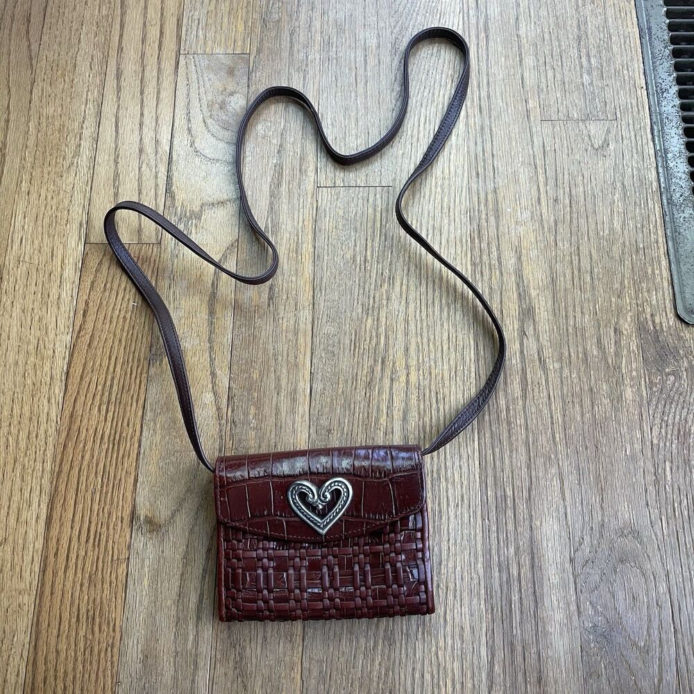 Vintage Brighton Leather Crossbody Wallet Croc-embossed Top Flap Silver Heart